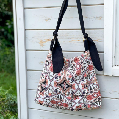 Lady McElroy Amelia Malone amelia_malone_-_debbieshore