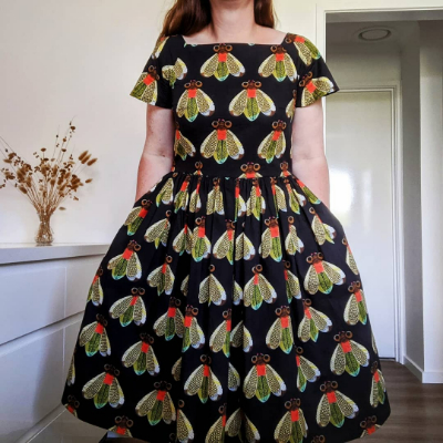 Lady McElroy Beauty And The Bee beauty_and_the_bee_-_flyinggenie