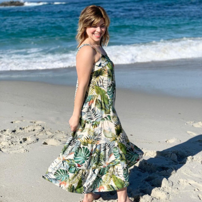 Lady McElroy Savannah savannah_-_not_sure_-_peachykeen_sewingmachine_1